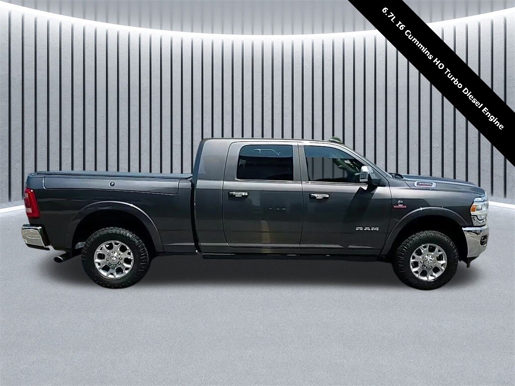 2022 Ram 3500 Laramie photo 4