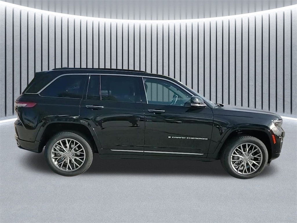 New 2025 Jeep Grand Cherokee SUMMIT 4X4 Sport Utility