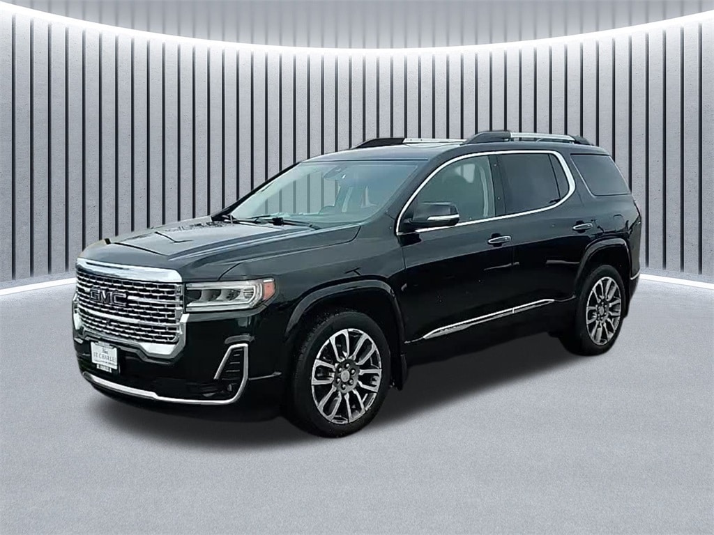 2021 GMC Acadia Denali's photo