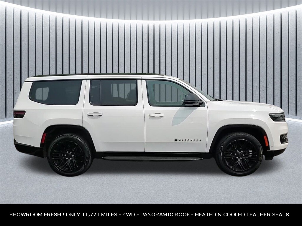 2024 Jeep Wagoneer Series II Carbide photo 4