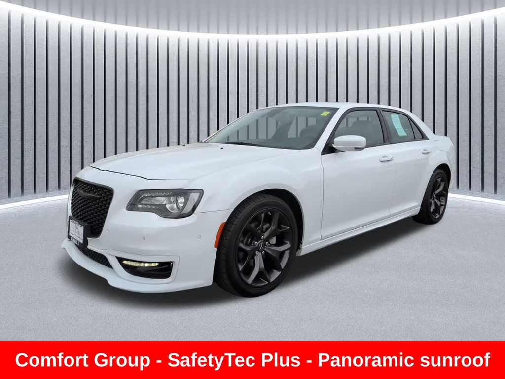 2023 Chrysler 300