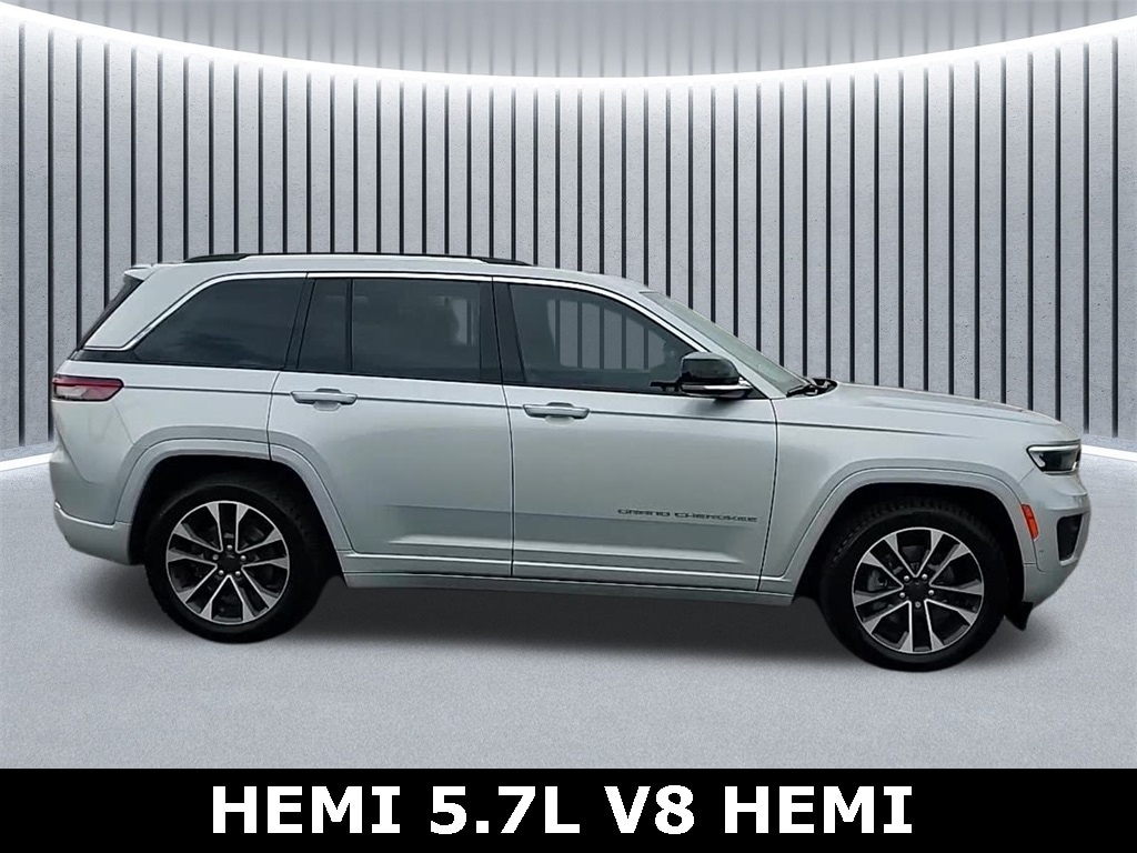 Used 2022 Jeep Grand Cherokee Overland SUV