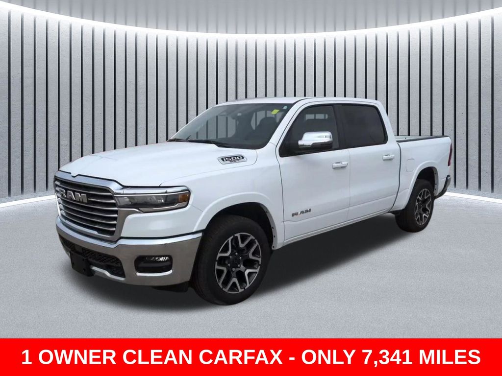 2025 RAM 1500 Laramie 4x4 Crew Cab 5'7's photo