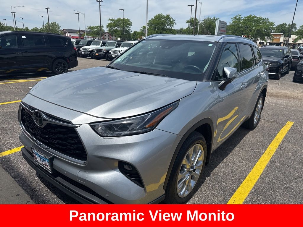 2023 Toyota Highlander Limited AWD's photo