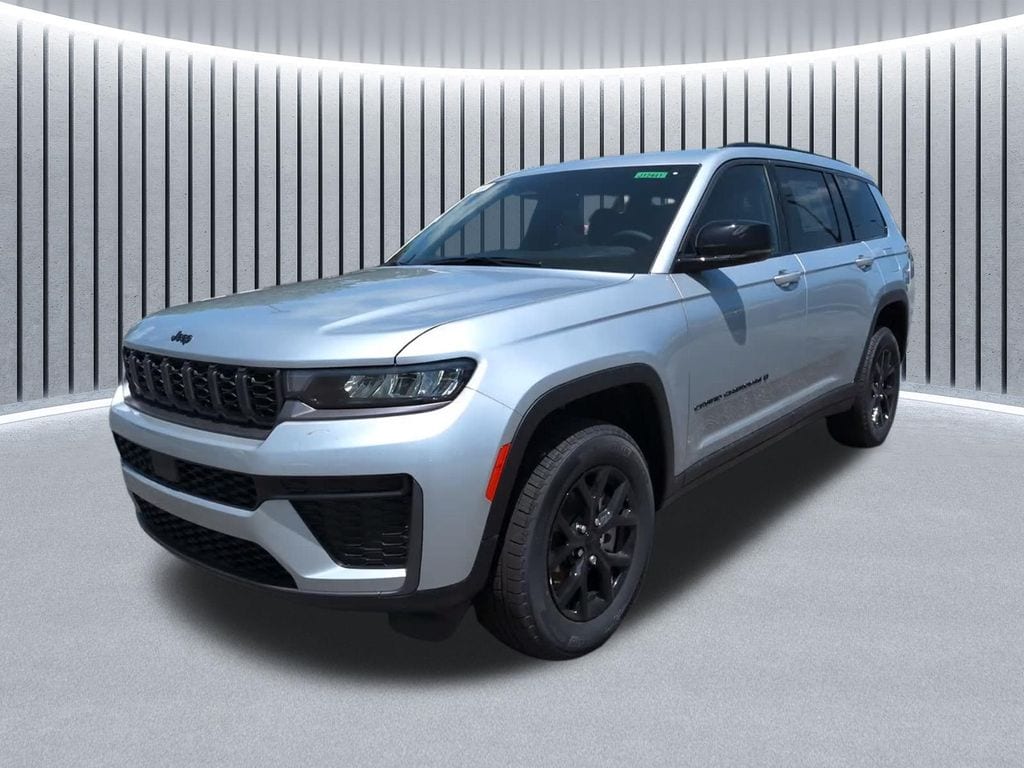 2026 Jeep Grand Cherokee L LAREDO ALTITUDE 4X4