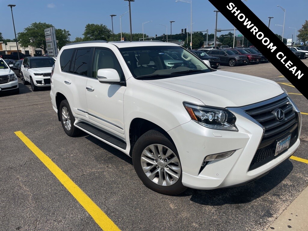 2019 Lexus GX 460 photo 2