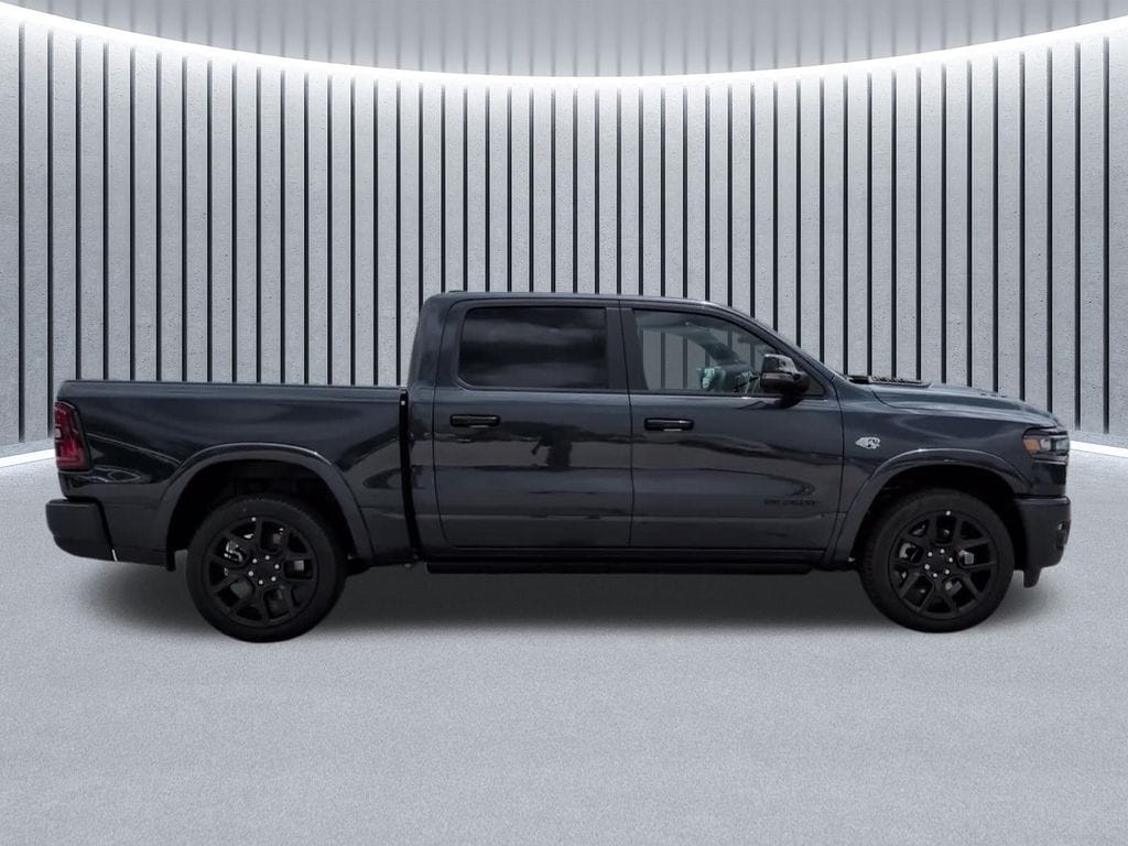 New 2026 Ram 1500 LARAMIE CREW CAB 4X4 5'7 BOX Pickup