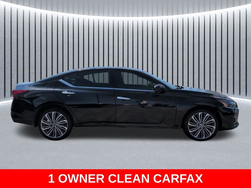 Used 2025 Nissan Altima Platinum Sedan