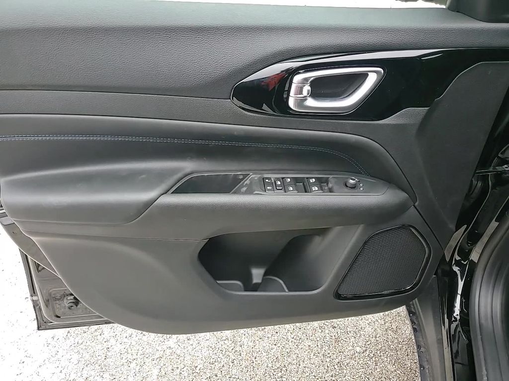 2026 Jeep Compass Altitude Special Edition - Photo 12