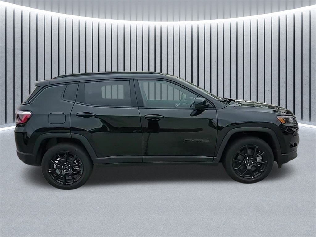 New 2026 Jeep Compass LATITUDE ALTITUDE 4X4 Sport Utility