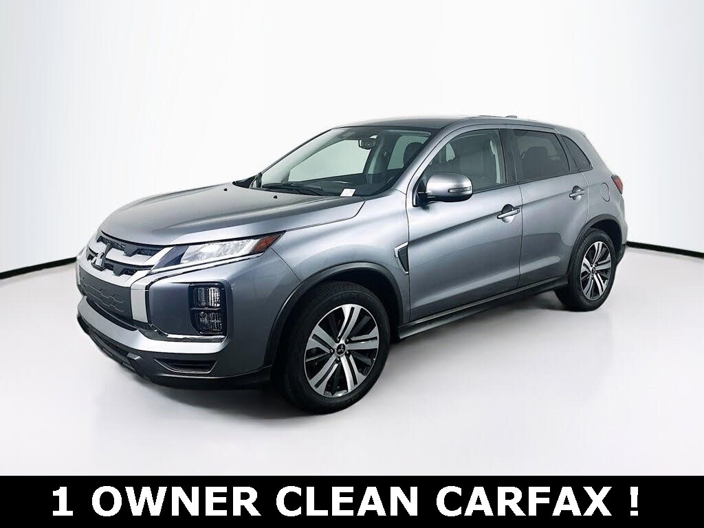 2024 Mitsubishi Outlander Sport ES's photo