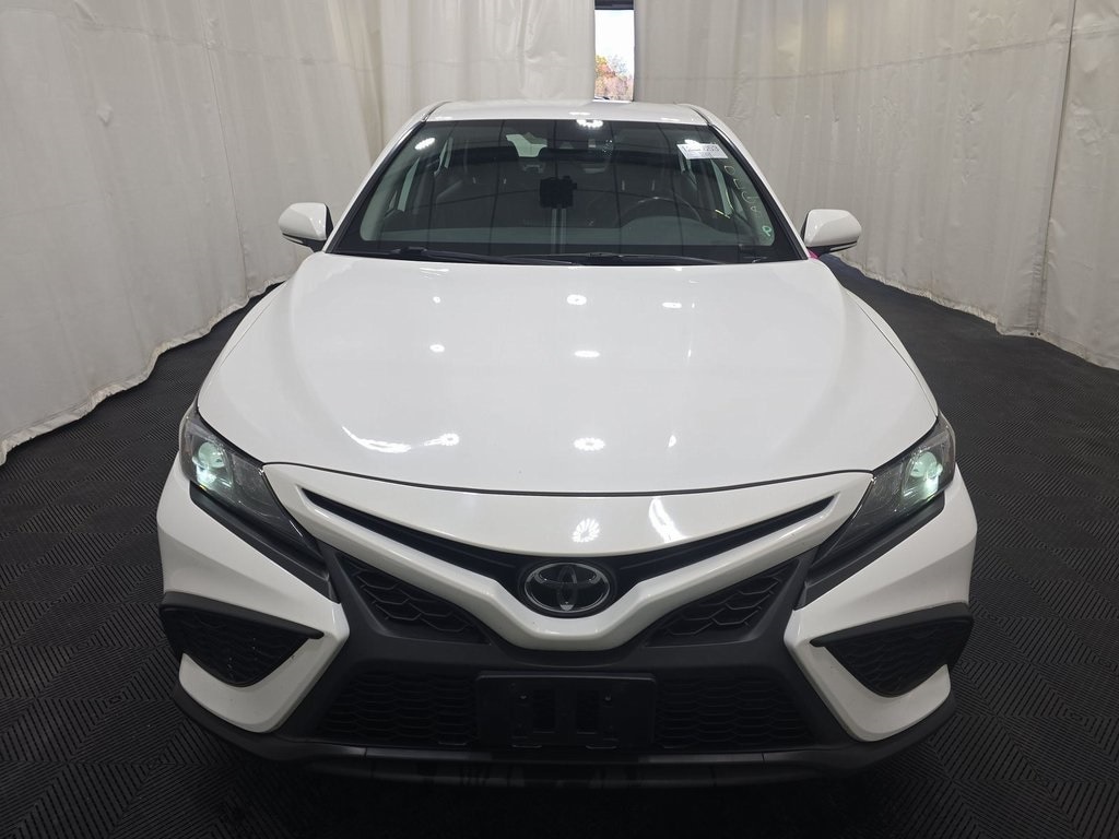 Used 2022 Toyota Camry SE Sedan