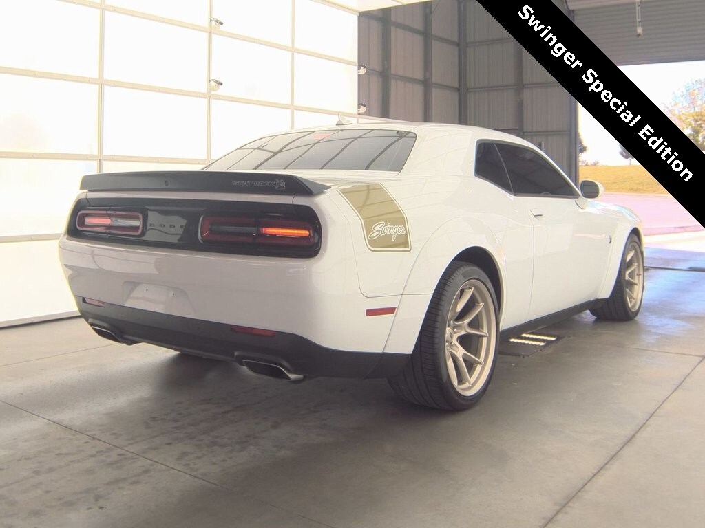 2023 Dodge Challenger R/T Scat Pack Widebody photo 4