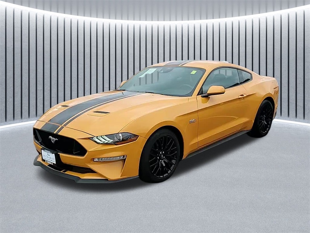 2022 Ford Mustang GT Premium's photo