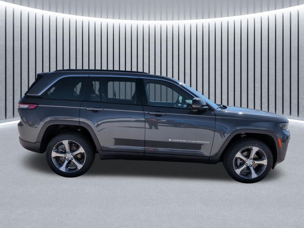 New 2026 Jeep Grand Cherokee LIMITED 4X4 Sport Utility