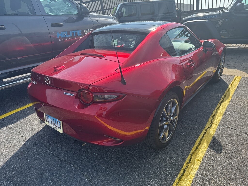 2023 Mazda MX-5 Miata Miata RF Grand Touring photo 3