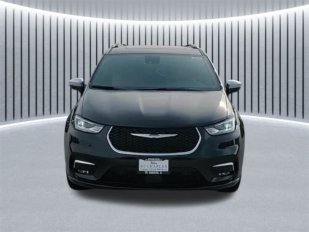 New 2026 Chrysler Pacifica PINNACLE AWD Passenger Van