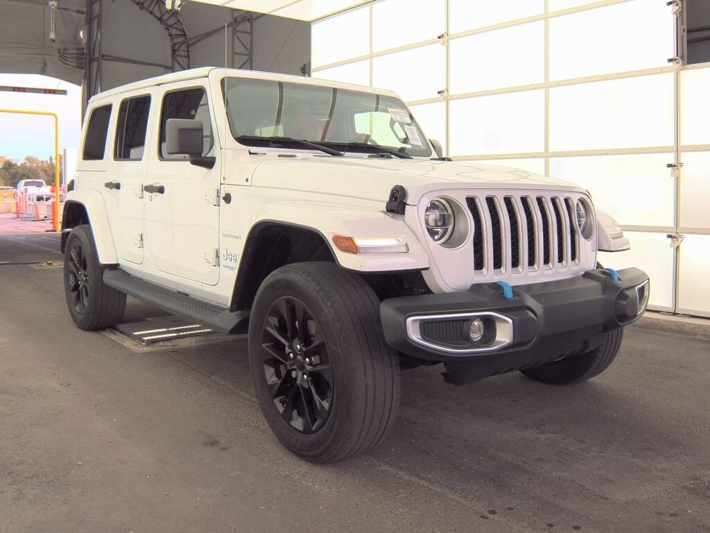 2022 Jeep Wrangler Unlimited 4xe Sahara photo 2