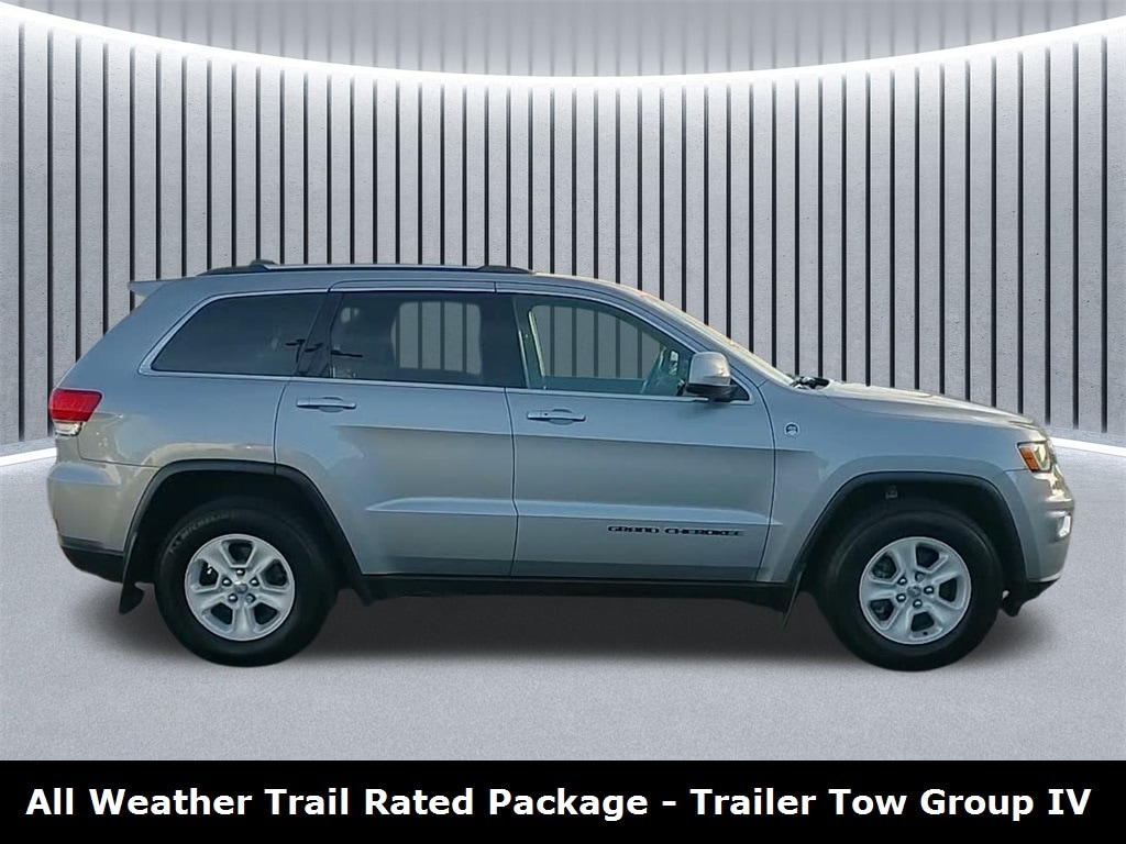 Used 2017 Jeep Grand Cherokee Laredo 4x4 SUV