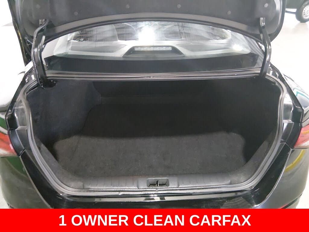 Used 2025 Nissan Sentra SR Sedan