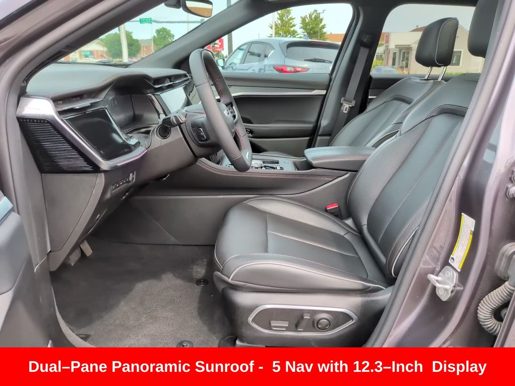 2025 Jeep Wagoneer S Limited - Photo 13