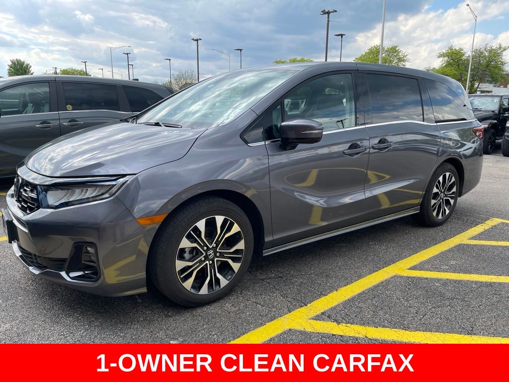2025 Honda Odyssey Elite's photo