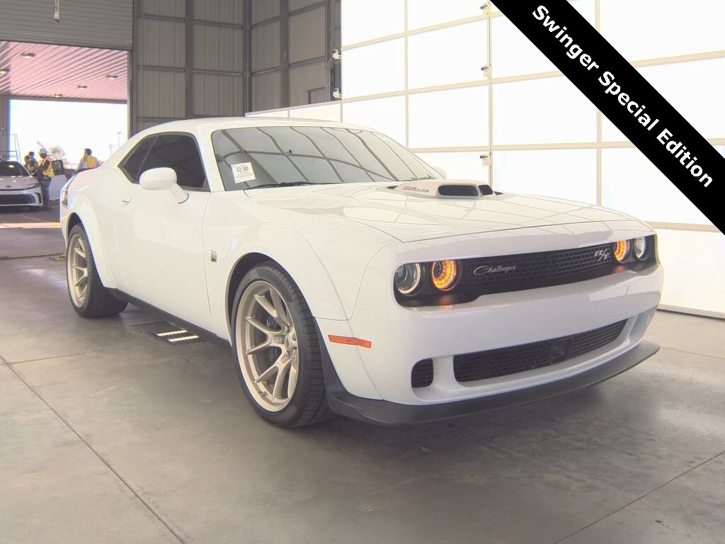 2023 Dodge Challenger R/T Scat Pack Widebody photo 3