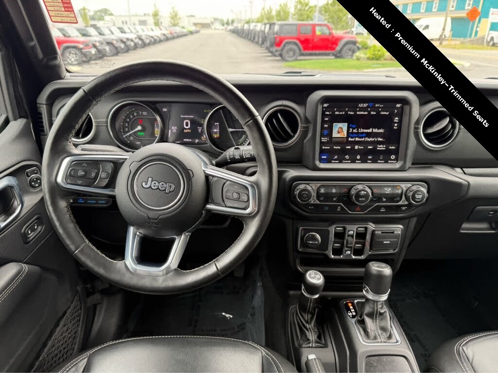 2022 Jeep Wrangler Unlimited 4xe Sahara photo 2