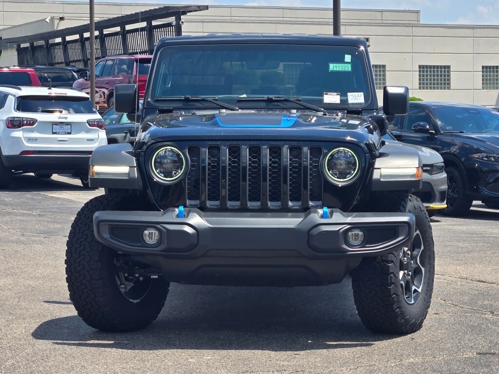 2023 Jeep Wrangler 4xe Rubicon photo 2