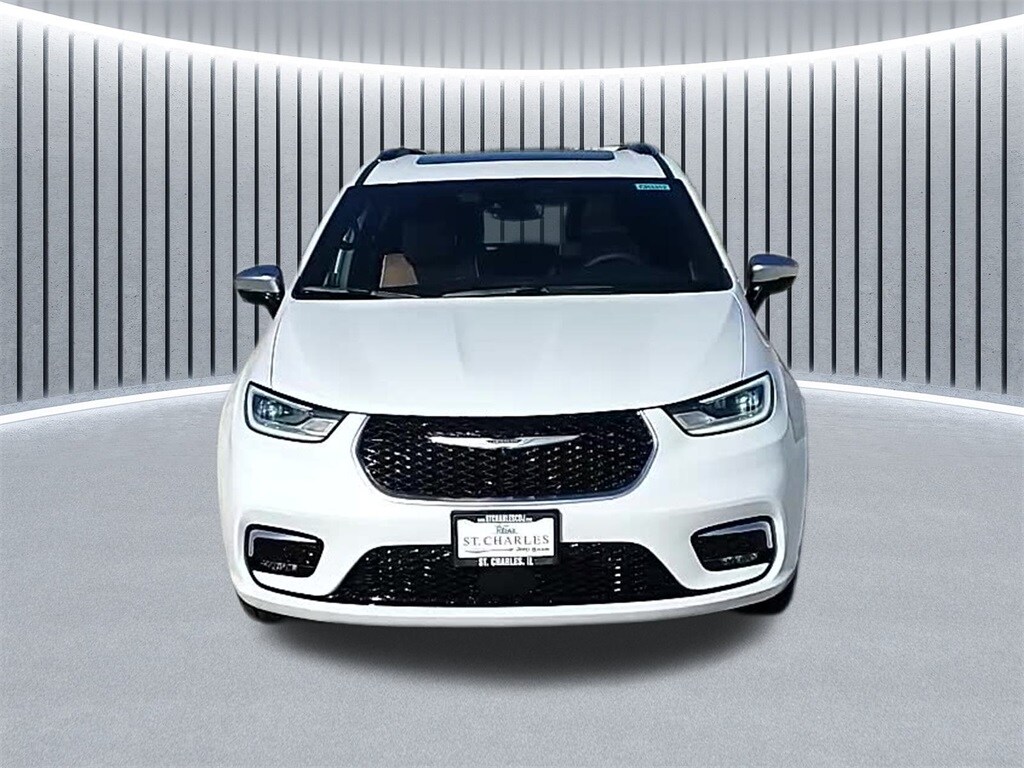 New 2026 Chrysler Pacifica PINNACLE Passenger Van