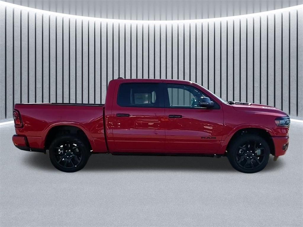 New 2025 Ram 1500 LARAMIE CREW CAB 4X4 5'7 BOX Pickup