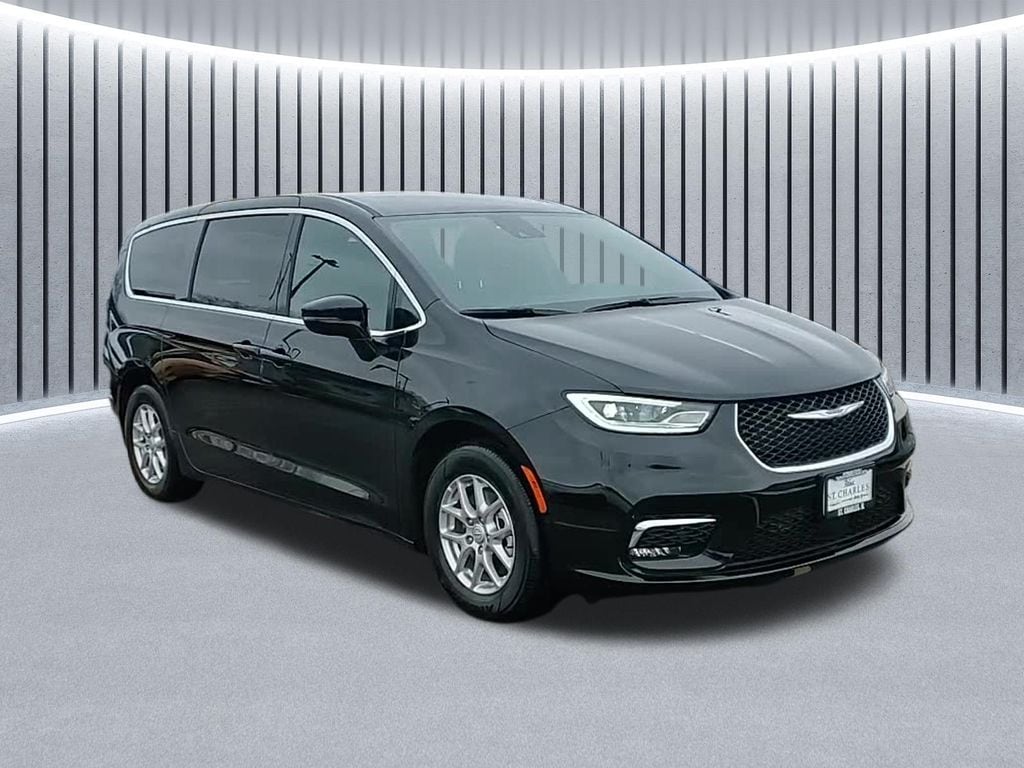 New 2025 Chrysler Pacifica SELECT Passenger Van