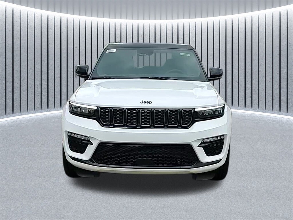 2025 Jeep Grand Cherokee Summit Reserve photo 2