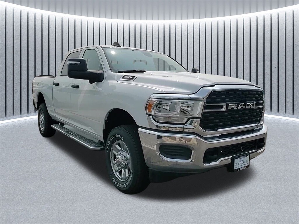 2024 Ram 2500 Tradesman photo 3