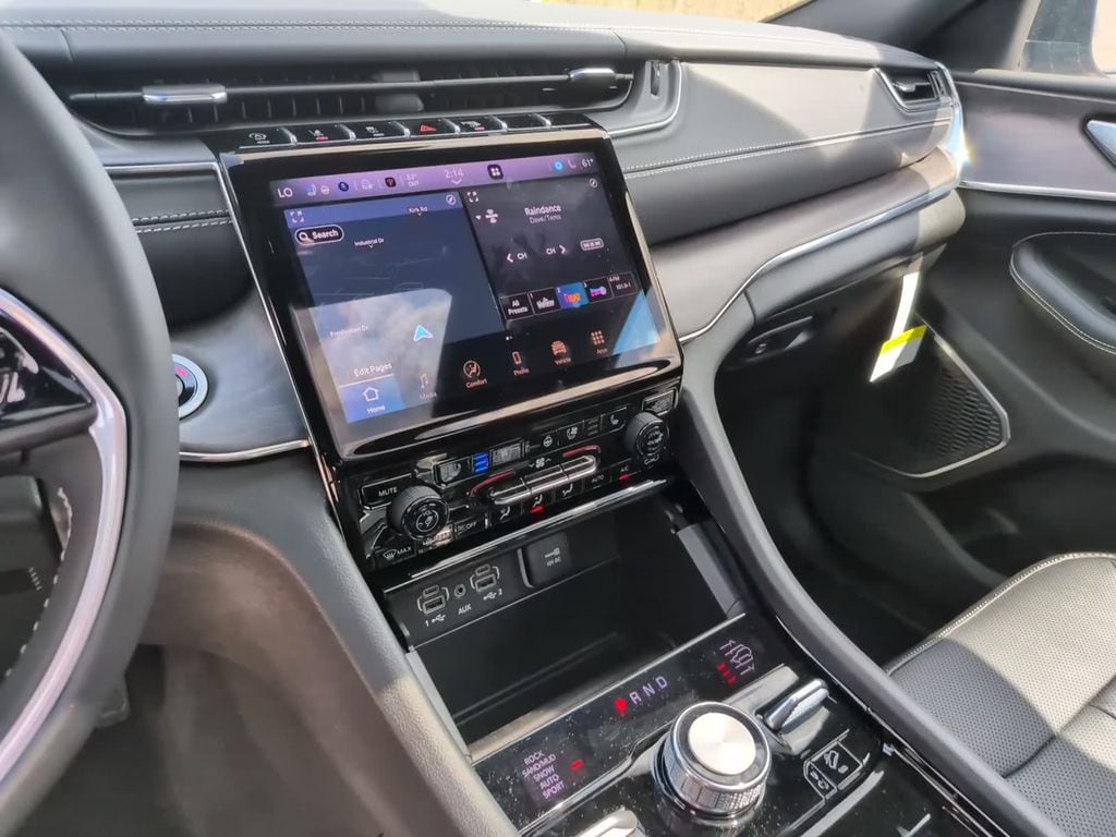 2025 Jeep Grand Cherokee L Overland - Photo 23