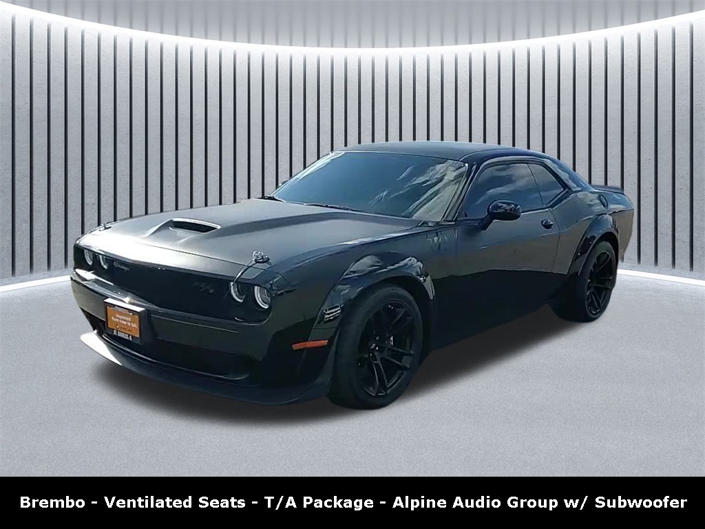 2022 Dodge Challenger R/T's photo