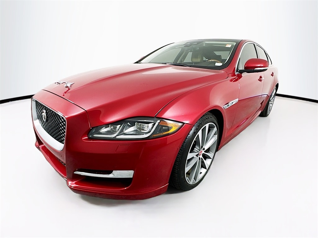 Used 2018 Jaguar XJ R-Sport with VIN SAJWA1C78J8W13705 for sale in Saint Peters, MO