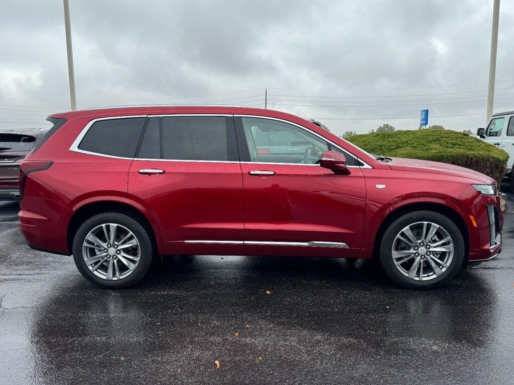 Used 2025 Cadillac XT6 Premium Luxury SUV