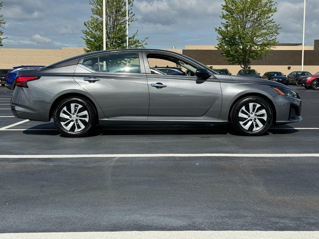 Certified 2024 Nissan Altima S with VIN 1N4BL4BV1RN381072 for sale in Saint Peters, MO