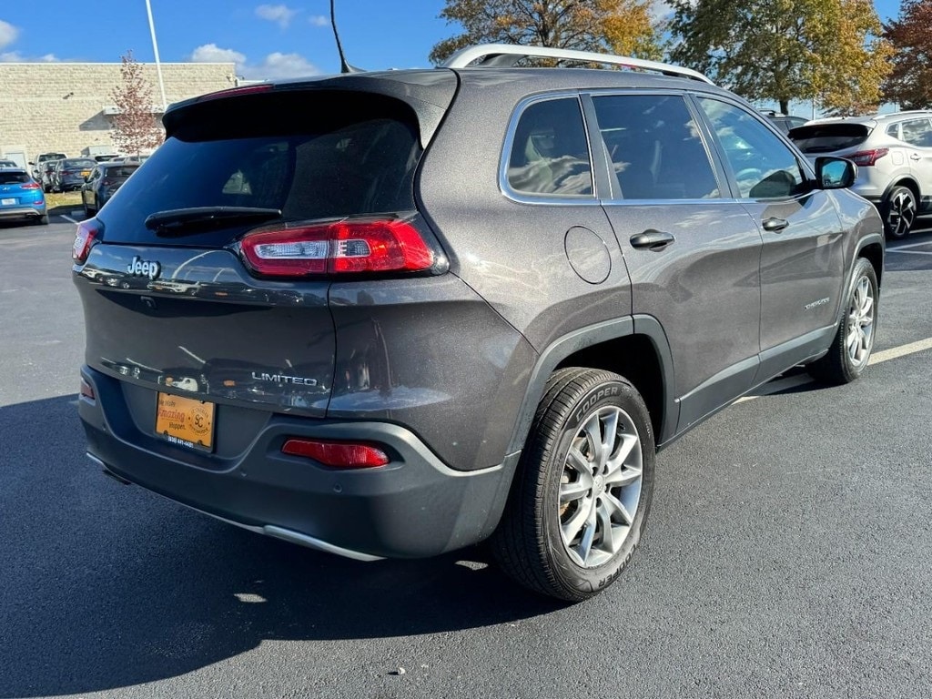 Used 2018 Jeep Cherokee Limited SUV