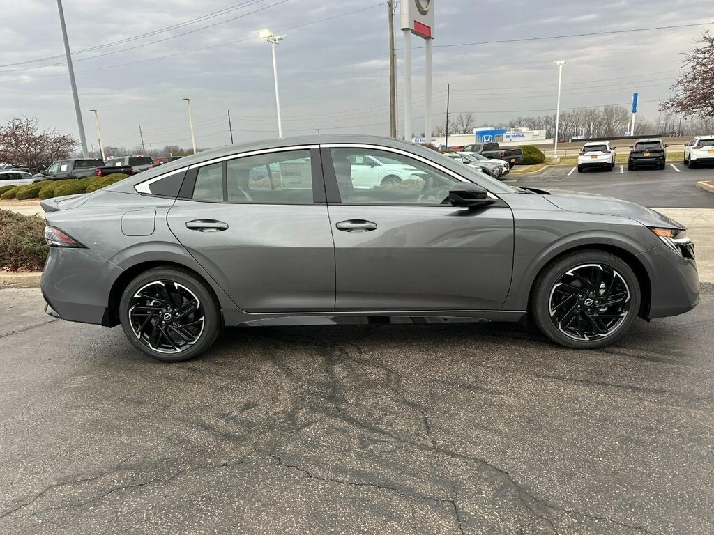 New 2026 Nissan Sentra SR Sedan
