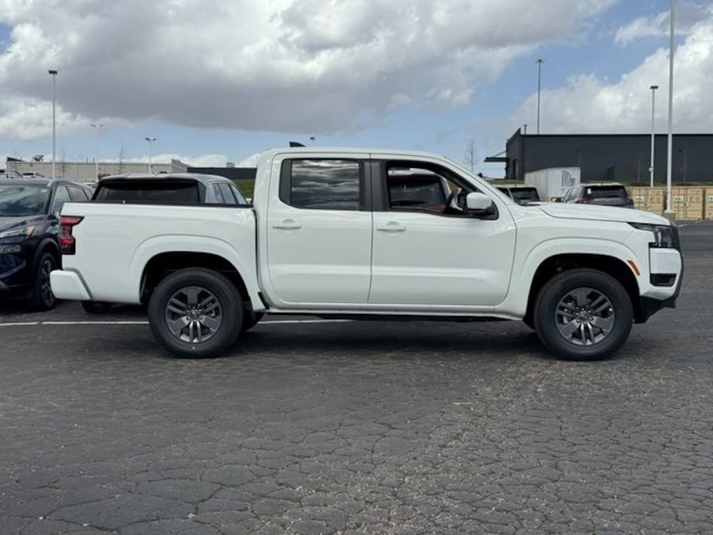 Used 2025 Nissan Frontier SV Truck
