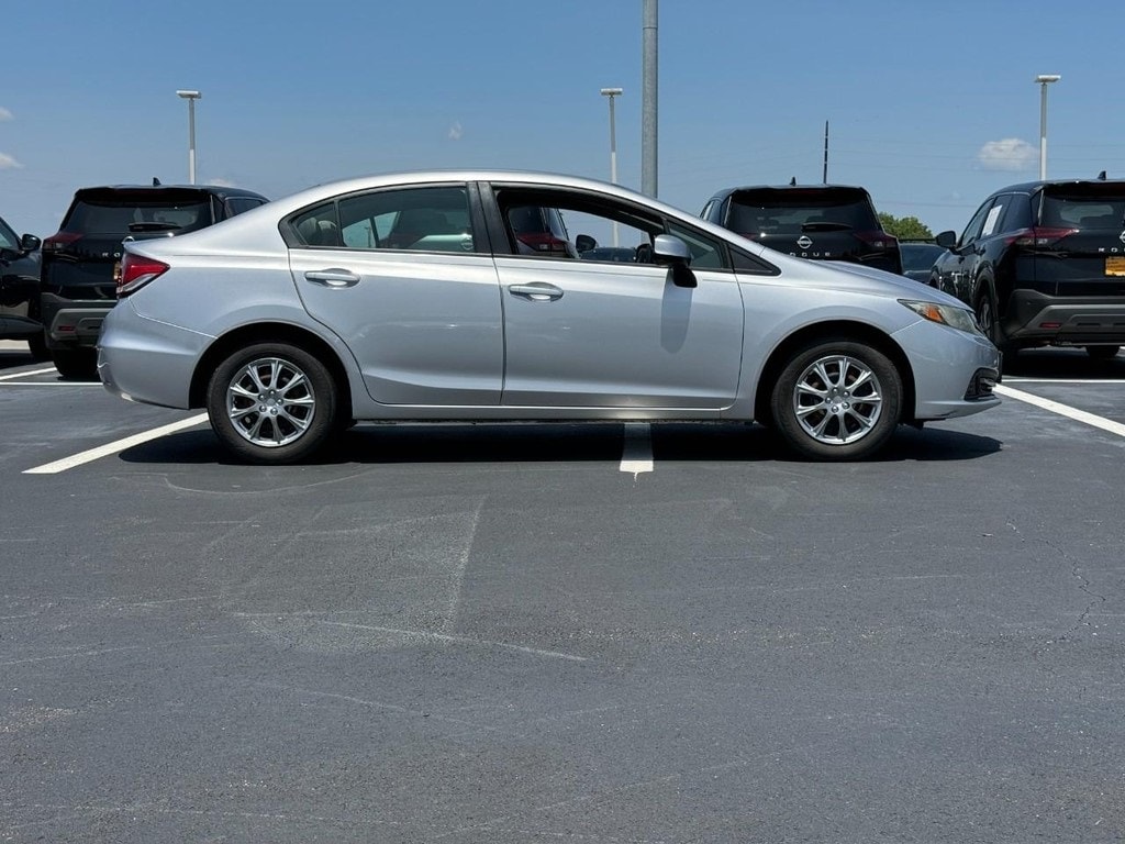 Used 2013 Honda Civic LX with VIN 19XFB2F50DE067262 for sale in Saint Peters, MO