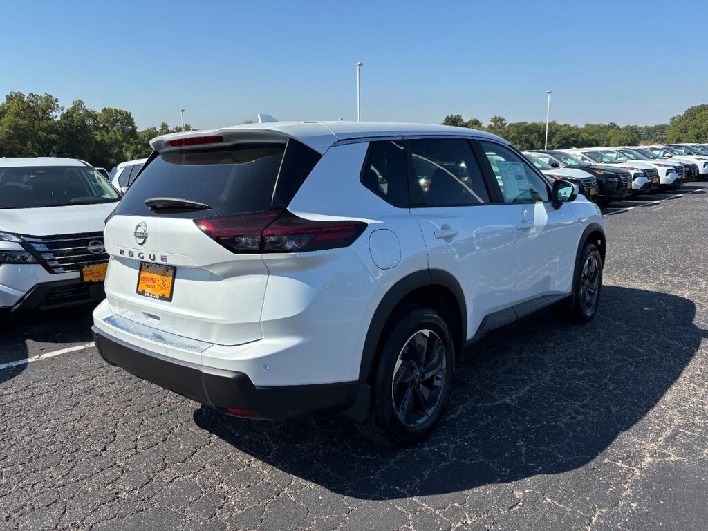 New 2026 Nissan Rogue SV SUV