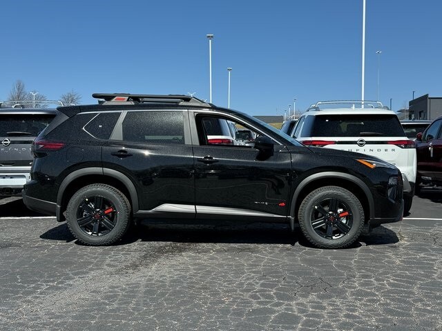 2025 Nissan Rogue photo 2