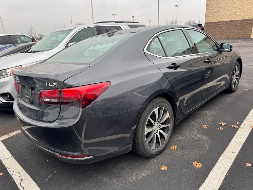 2016 Acura TLX Base photo 2