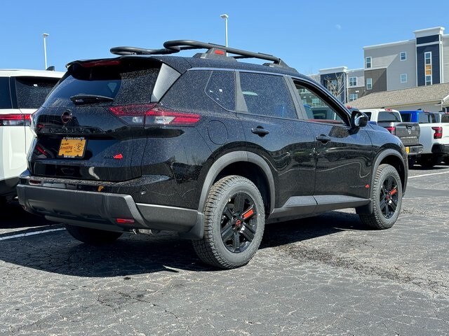 2025 Nissan Rogue photo 3