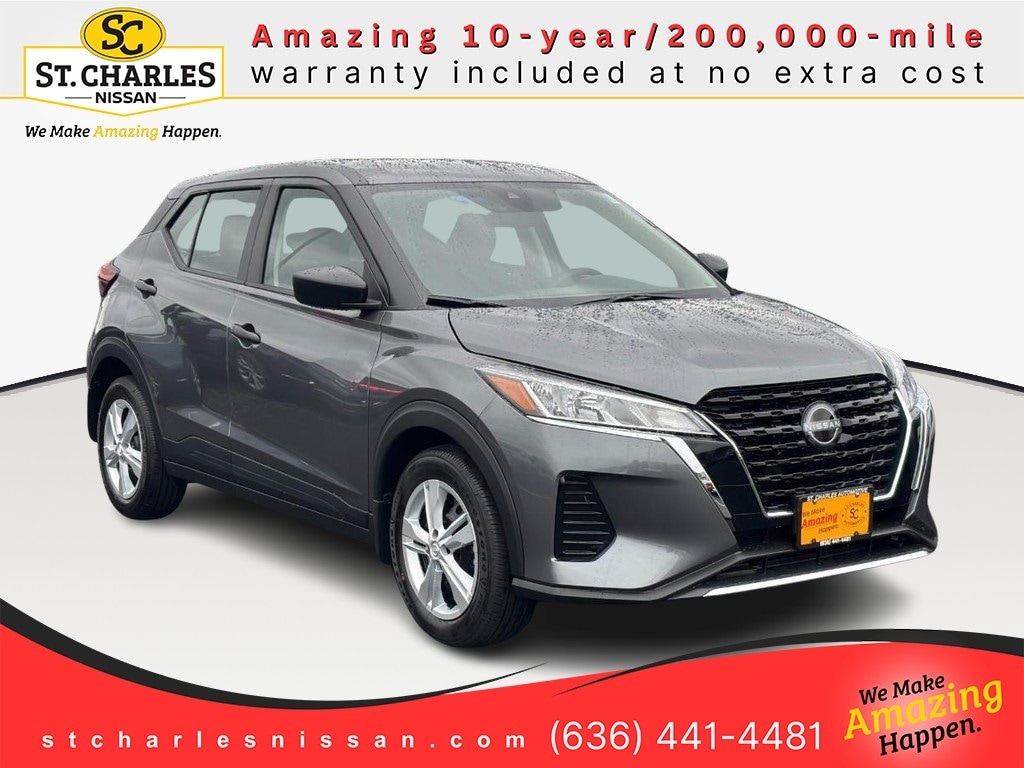 2025 Nissan KICKS PLAY Base's photo