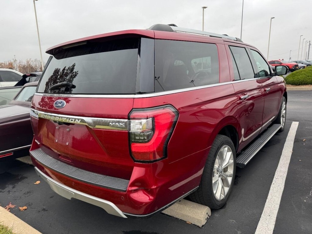 2019 Ford Expedition MAX Limited photo 2