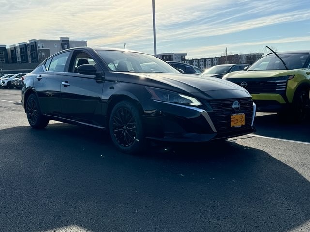 2025 Nissan Altima Sedan 